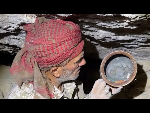 الزعيم يعثر على قدر بداخله خرز لحماية البشر