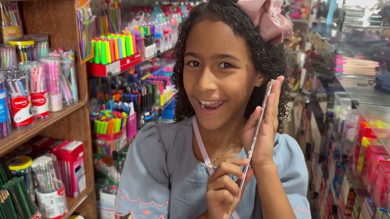 Comprando meu material  escolar 2024!!!