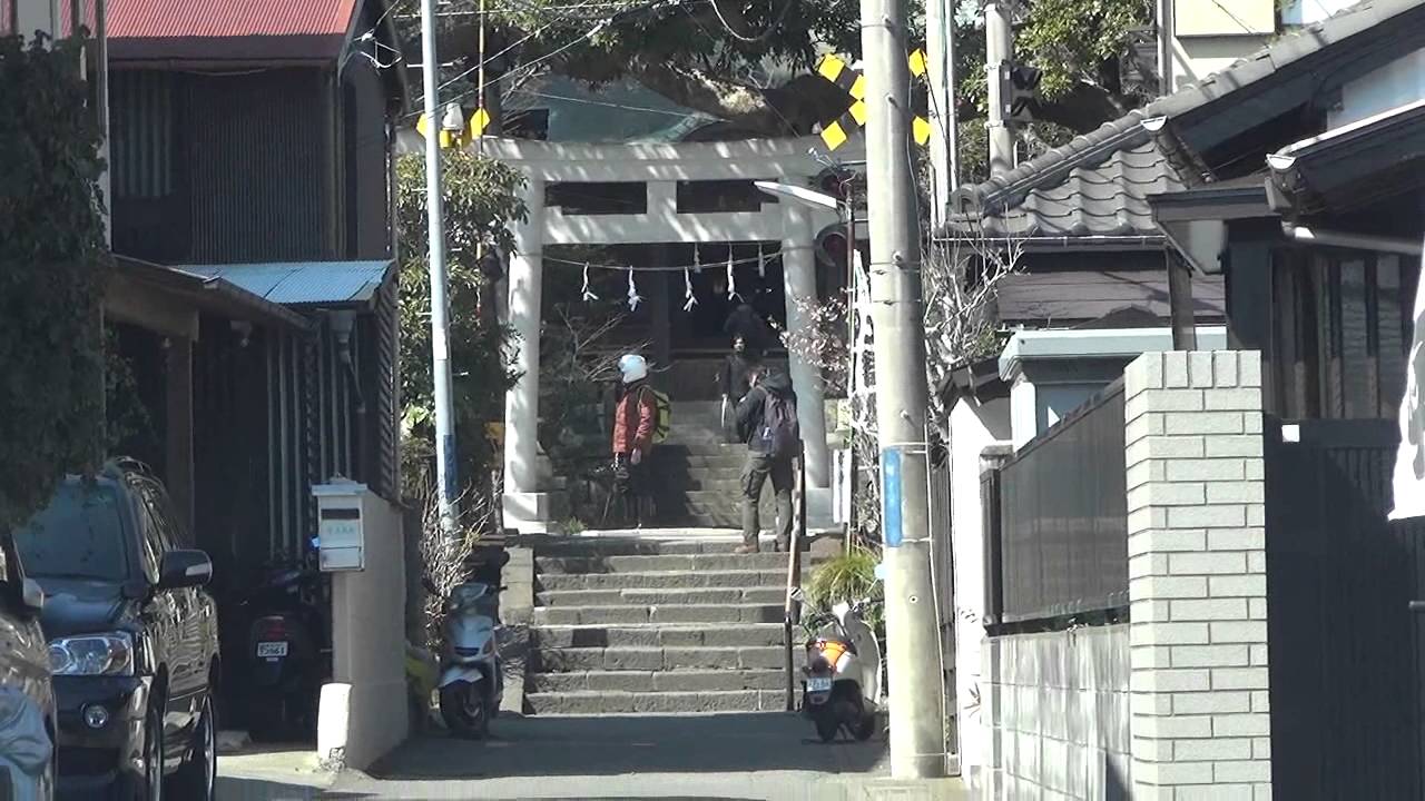 ドラマ 続 最後から二番目の恋 に出てくる いつもの駅 いつもの踏み切り 長倉和平 中井貴一 の勤める鎌倉市役所 吉野千明 小泉今日子 の勤めるテレビ局 ロケ地 Youtube