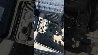 2012 Hyundai Sonata como reemplazar la bateria fasil y sensillo #automobile #memes #foryou #parati