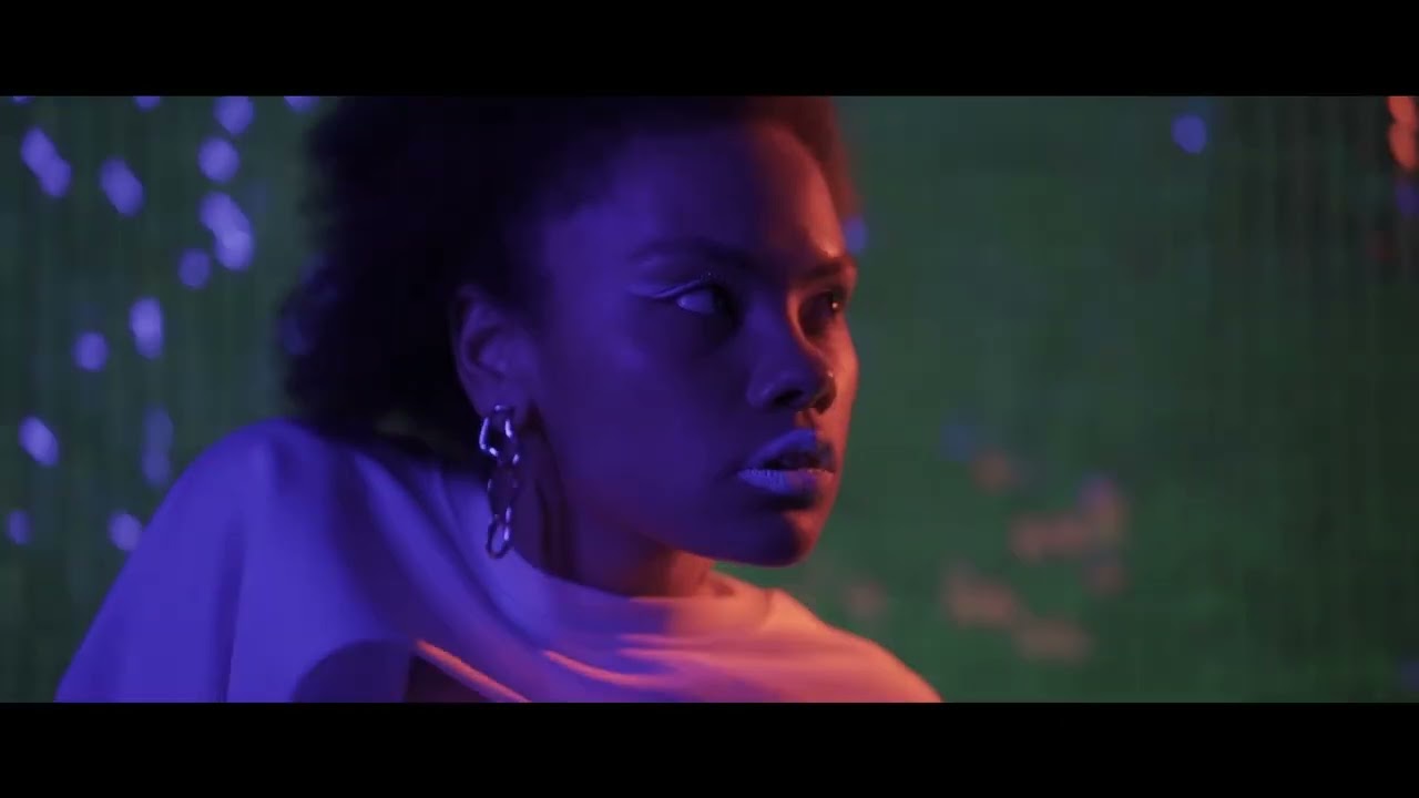 Lavish prince- pink Whitney