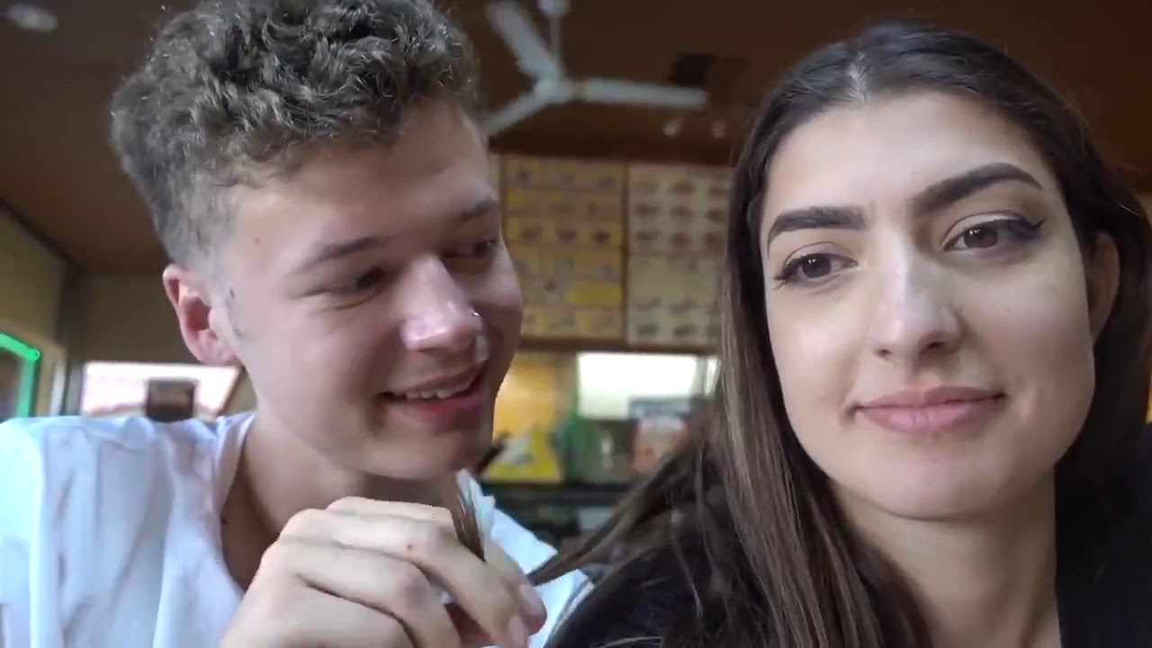 Rclbeauty101! Eating The Worlds Largest Pizza CHALLENGE! feat ...