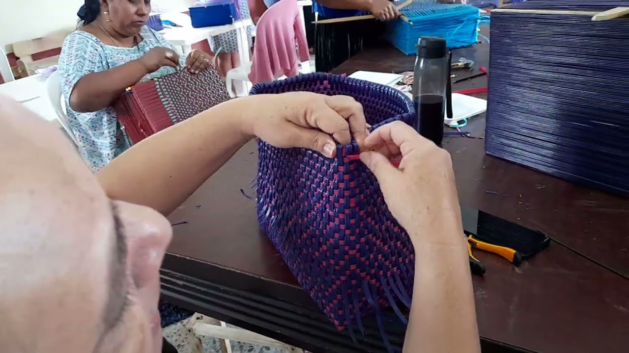 ÚLTIMA VUELTA  DE REFUERZO,  BOLSAS CON TOQUILLA.       4300-7235 más información.