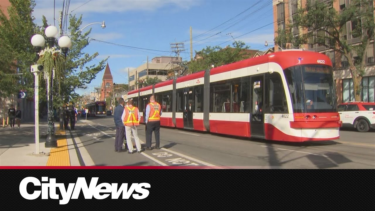 Double stabbing on TTC streetcar leaves two injured, suspect in custody ...