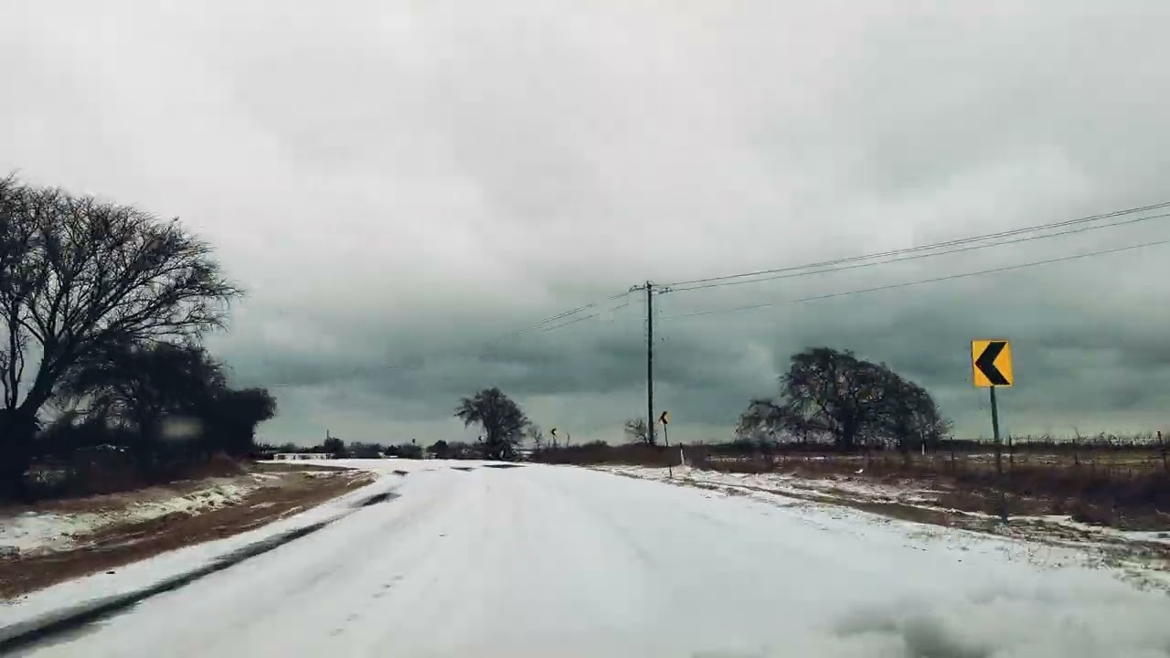 Snowfall in North Texas | Driving from Denton to Lake Ray Roberts State Park - Isle Du Bois Unit