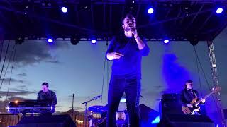 Future Islands, Ran (Live), 09.30.2017, Waiting Room Outdoors, Omaha NE