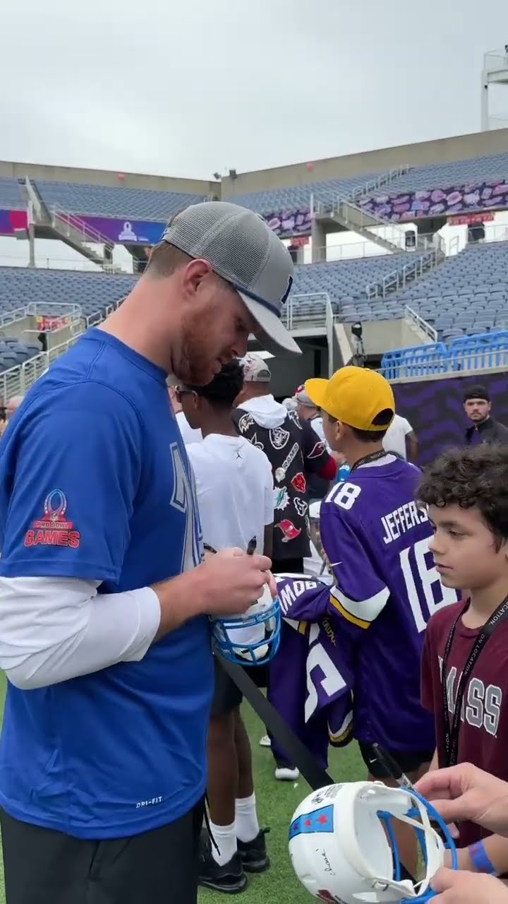 Sam Darnold Taking Time For Fans at Pro Bowl ?