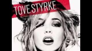 Tove Styrke - Walking My Daydream