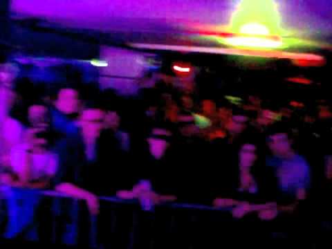Super Flu @ Rave on Snow 09.12.2011