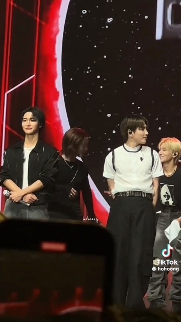 Yeosang mom or dad🤣❤️ biggest q#ateez #hongjoong #seongjoong #yeosang #woosan #minji #jongho