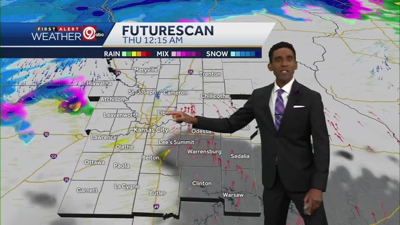 A few sprinkles and flurries overnight - YouTube