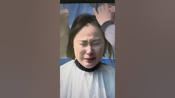 나라살리기에 20대 아가씨가 삭발로 지킨다