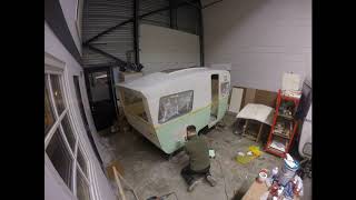 Timelapse - Building Glaravan #3
