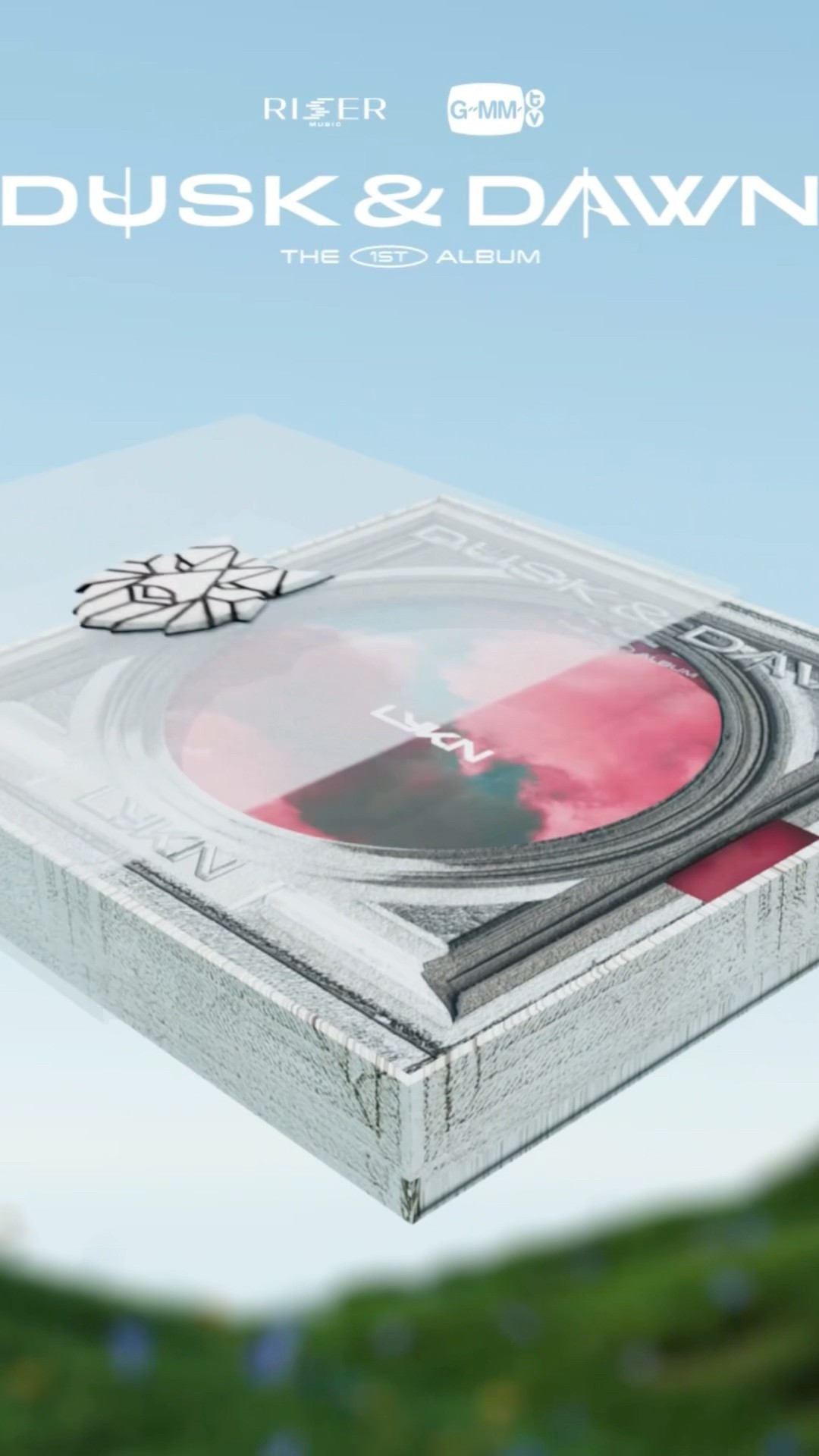 PRE-ORDER NOW! LYKN 'DUSK & DAWN' THE FIRST ALBUM ON GMMTV SHOP