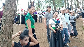 Các Nghệ Nhân Hát Thái Và Mọi người Lên Chơi Pha Đin mùng 2/9 Cực Đông Và Nhộn Nhịp