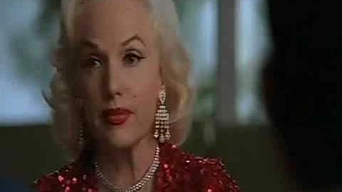 Susan Griffiths as Marilyn Monroe on Nip Tuck!