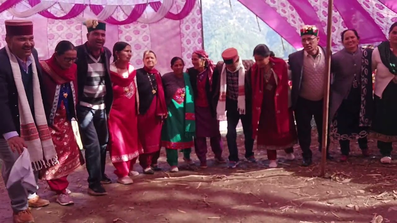 पहाड़ी नाटी का कहर 🫣🥰