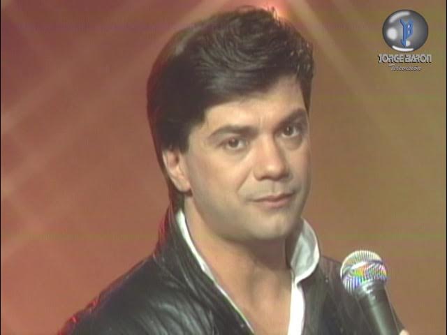 Sabu - Tan Pequeña y Frágil El Show de las Estrellas - YouTube