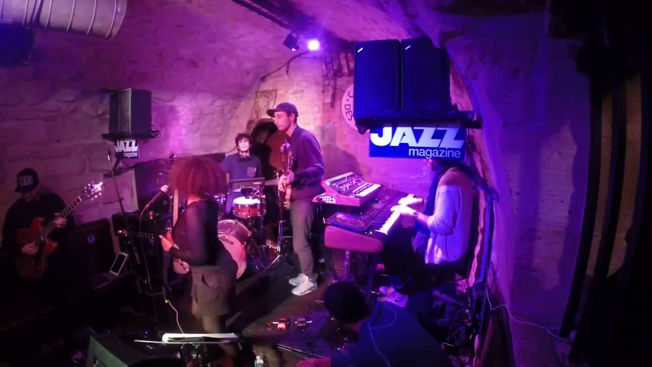 in  out  JoOn SwitOn on guitar 2