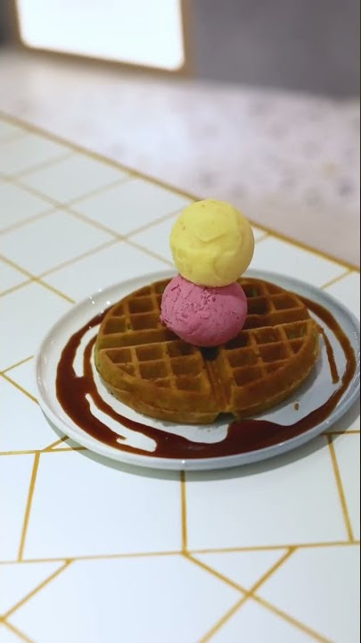 Titus Low's new ice cream cafe!