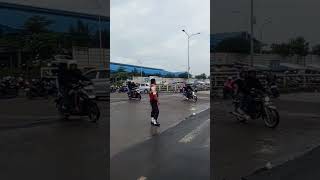 Akukira Ada Laka Ternyata Paraa Ciwi Ciwi Pulang Kerja