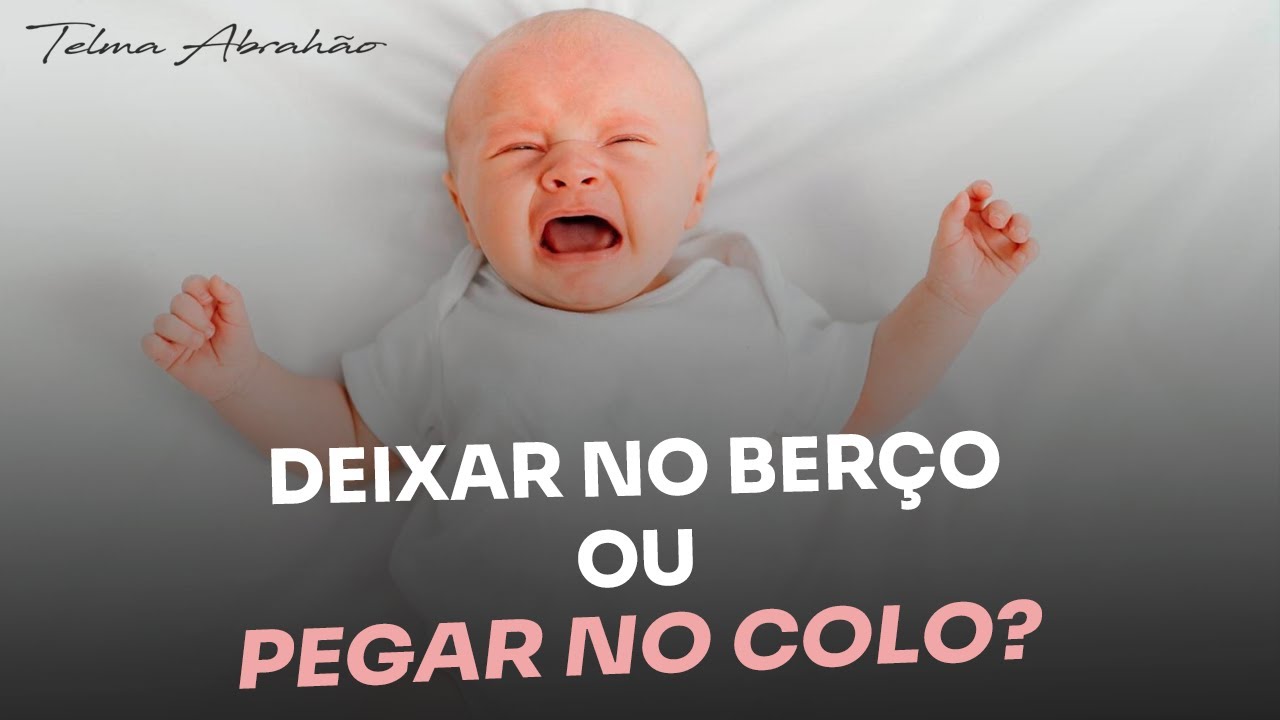 O Bebê Está No Berço. O Bebê Tem 0-3 Meses De Idade. Um Bebê