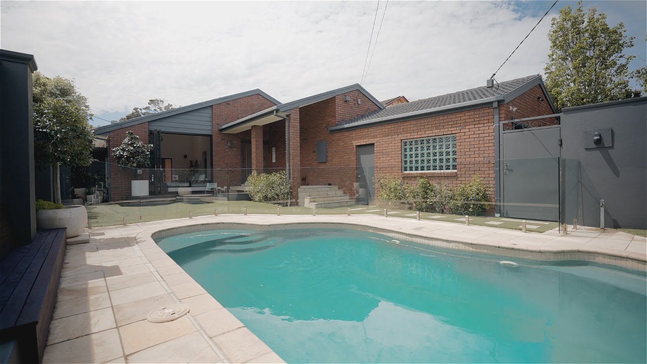 11 Eveline Avenue, Parkdale YouTube