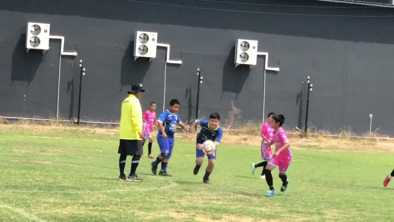 บวรAcademy vs BKP รุ่นไม่เกิน พ.ศ.2554