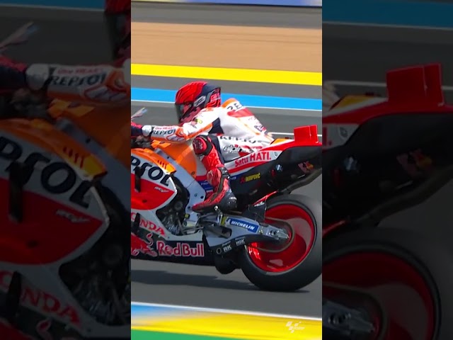 Bagnaia vs Marquez in the #TissotSprint! 🍿 | 2023 #FrenchGP class=