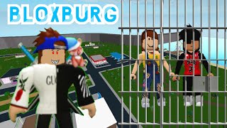 Trapping My Friends In a Jail Cell! (Their reaction will shock you) {Roblox Bloxburg}