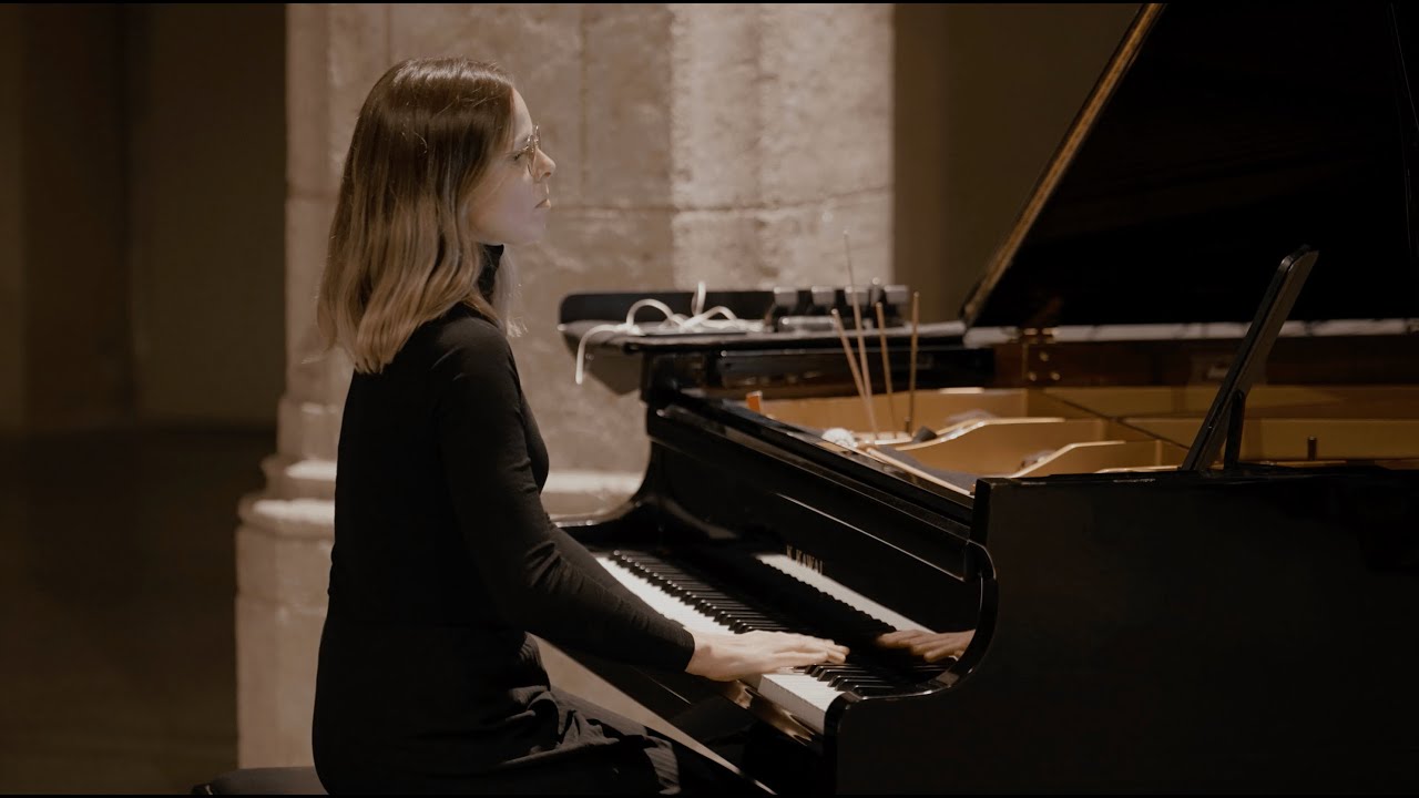 TRIO ABSTRAKT | Michelle Agnes Magalhães - Tree Portraits (2025)