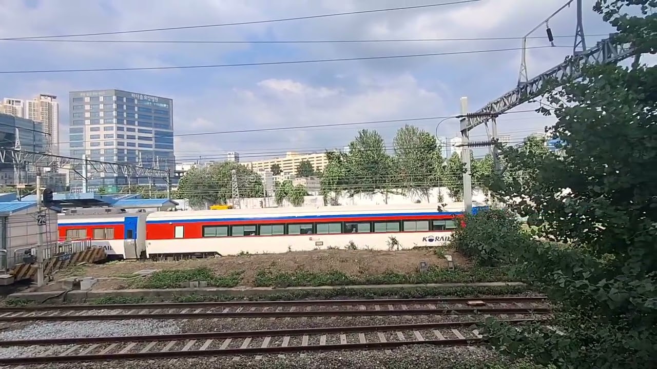 금천구청역을 지나는 열차들 #2