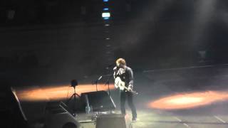 1/16 Ed Sheeran - I'm A Mess  (Live @ Max-Schmeling-Halle, Berlin, 14.11.2014)