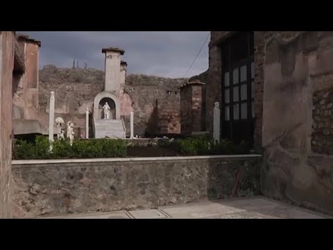 Des maisons renaissent de leurs cendres à Pompéi