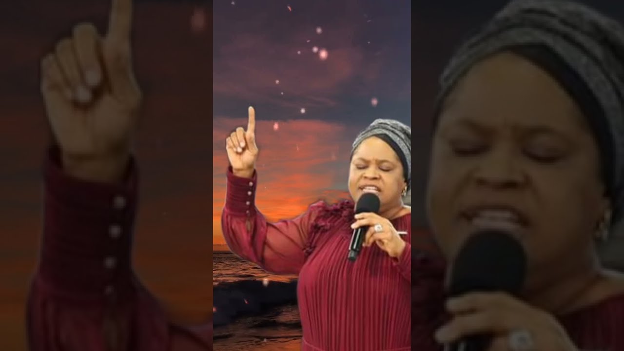 Пастор Эвелин Джошуа поет, и СИЛА БОЖЬЯ сходит