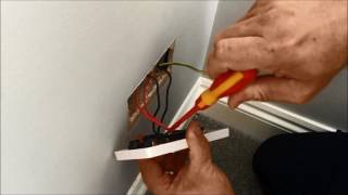 How to Change an Electrical Socket - UK