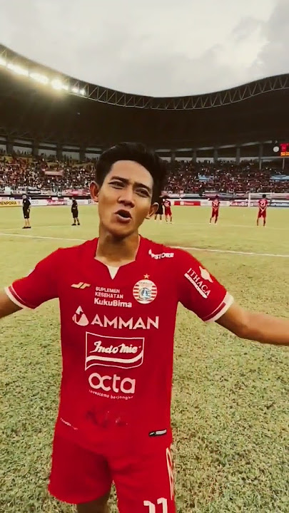 Persija menyatukan kita Anthem yang bergema di stadion Patriot Chandra baga hari ini