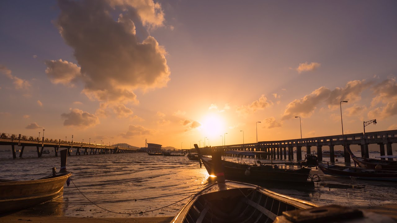 4K UHD Sunrise & Sunset Phuket New Years Eve