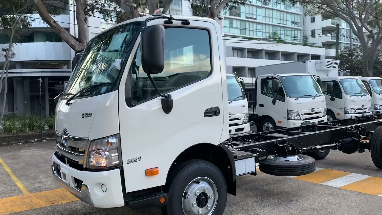 Hino 300 921 Specs Hino 300 921 Specs