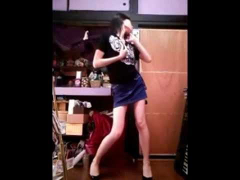 音楽に合わせて踊ってるダイエット.3GP