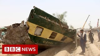 Passenger trains crash in Pakistan killing dozens - BBC News