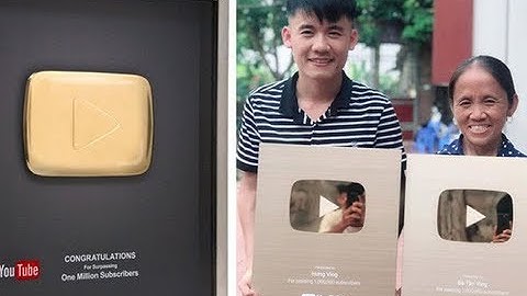Bà Tân Vlog nhận Nút Vàng YouTube và sự thật phía sau