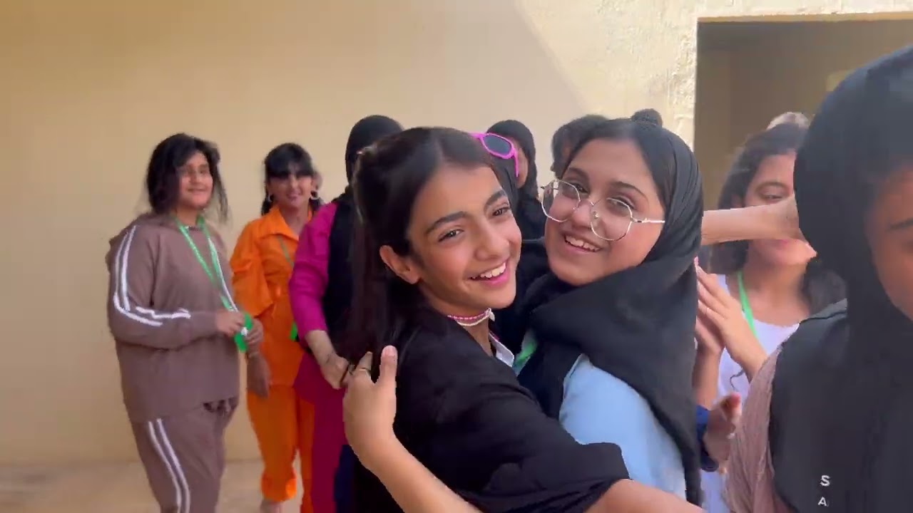 معسكر فريق توينز .