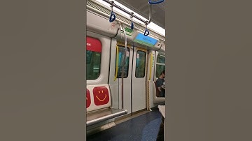 MTR Train Hongkong Open and Close door 🚆#faster #train #viral #trending #shorts #shortsfeed #mtr