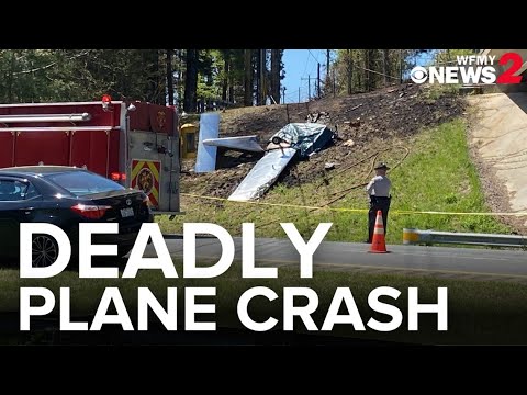 Scene video: Deadly plane crash Highway 421 - YouTube