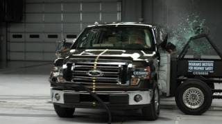 2009 Ford F-150 side IIHS crash test