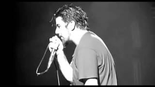 Deftones Documentary Trailer - ‘Entertain Me: A Film About Deftones‘