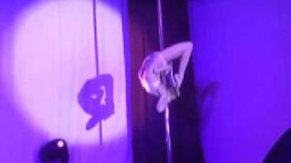 Reverse Elbow Fang Pole Trick - Nina Teltsova