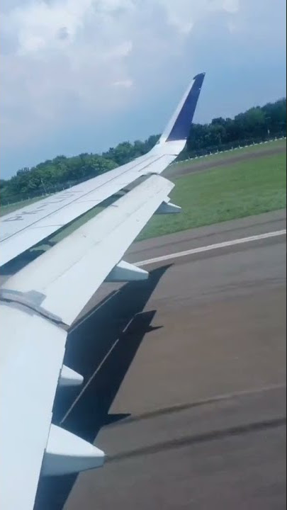 Video Mentahan Naik Pesawat Buat Prank temen. STORY WA