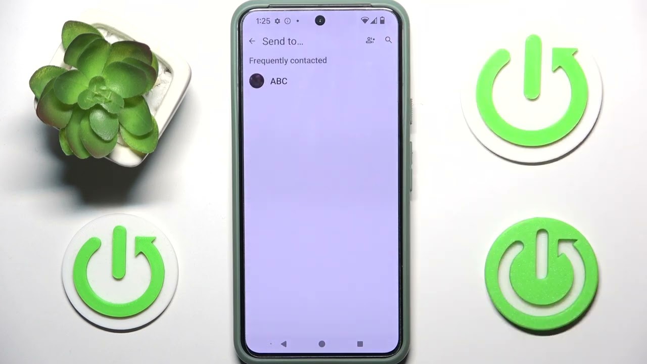 Как поделиться контактом в WhatsApp